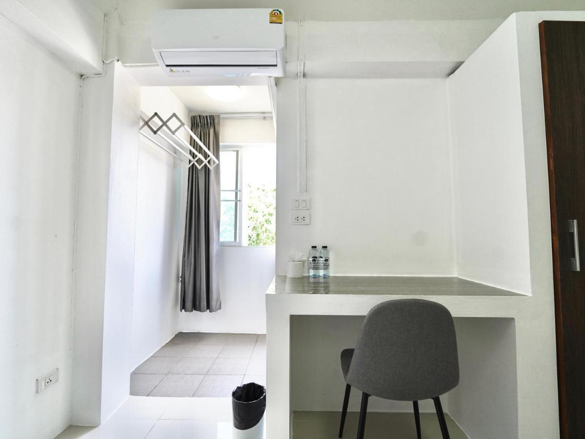 Roomquest Suvarnabhumi Ladkrabang 42 بانكوك المظهر الخارجي الصورة
